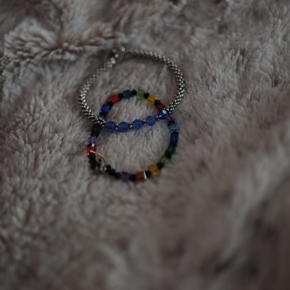 Jewelry - Blue and multi-colored bracelet